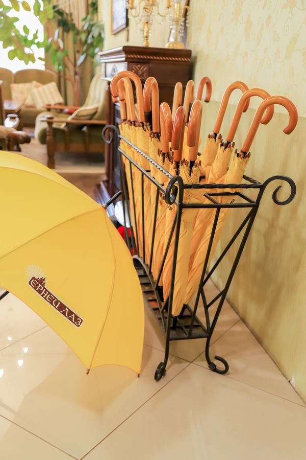 Отель Erney Laz Hotel Шаян